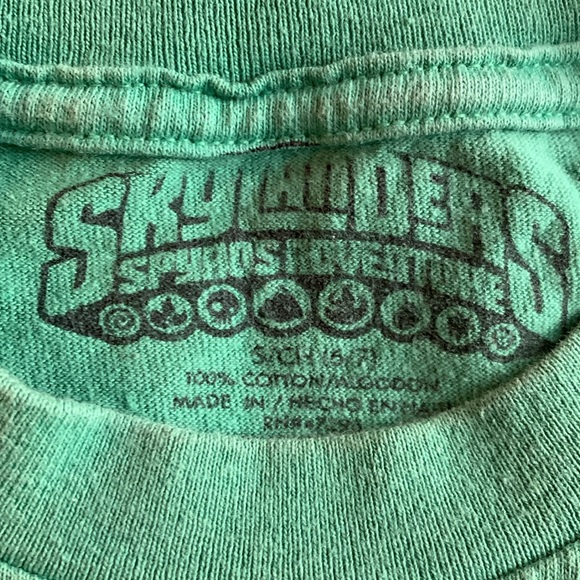Boy’s Skylander green short sleeve tee shirt. Size small (6/7) - Picture 2 of 4